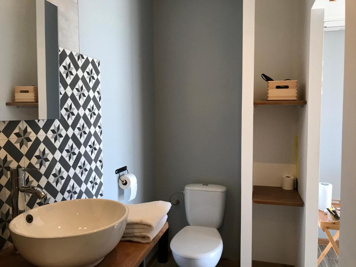 Les Costebelles Bed & Breakfast Valensole Bagian luar foto