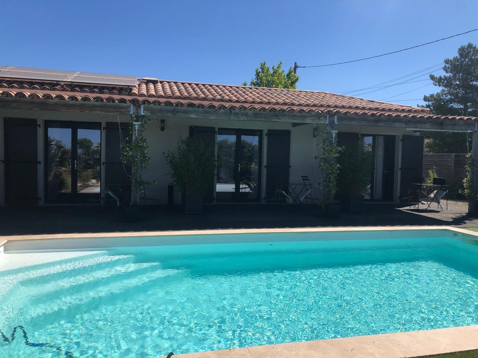Les Costebelles Bed & Breakfast Valensole Bagian luar foto